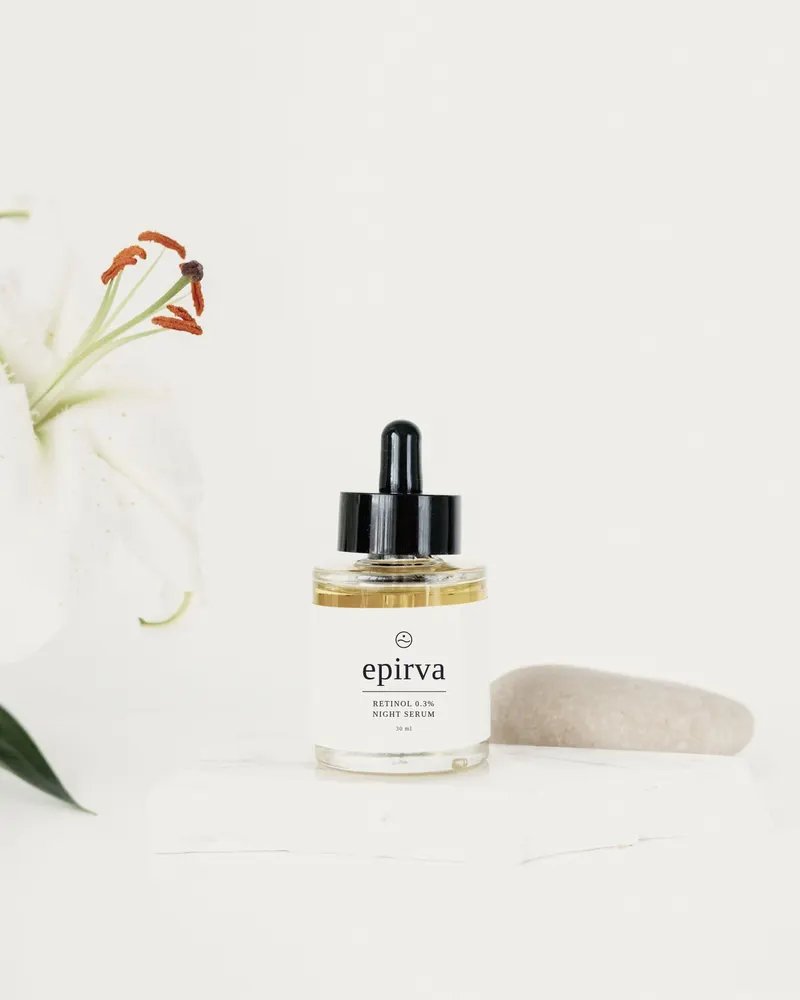 %0,3 Retinol Gece Serumu ambalajı
